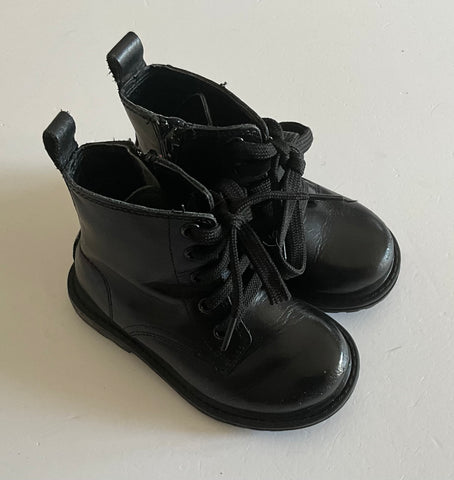 Schuh Boots, Infant Size 6